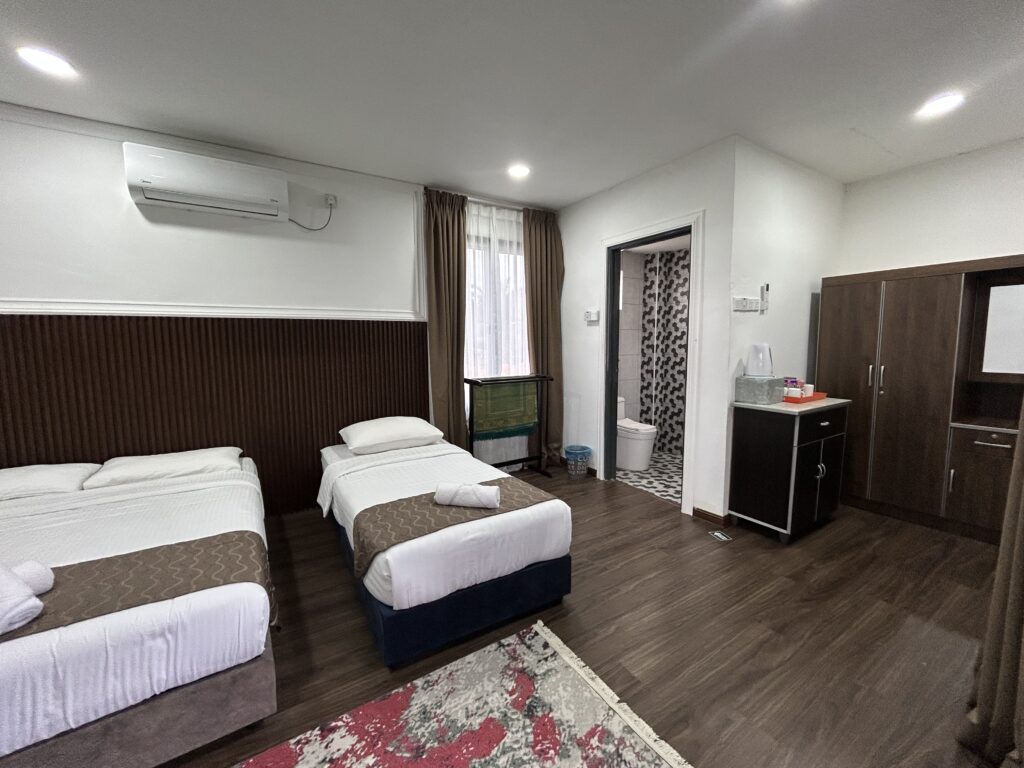Das Pulau Cabin Album