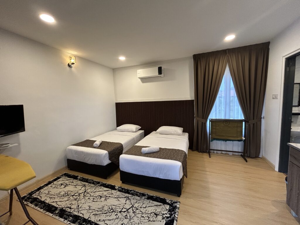 Das Pulau Cabin Album